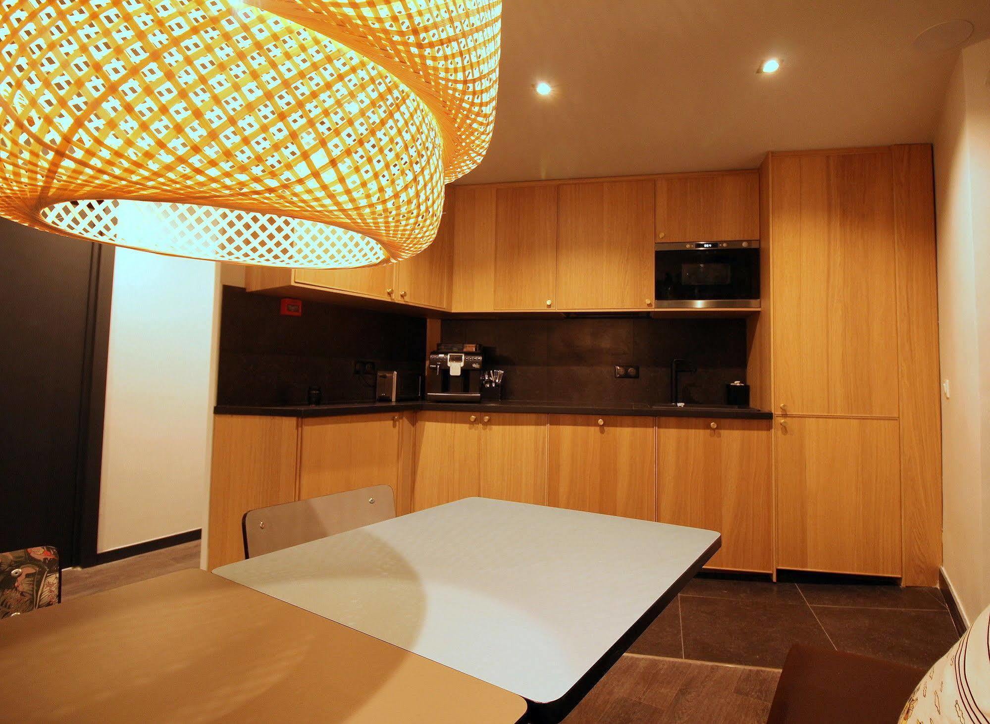 Hotel Alnea Cannes Bagian luar foto